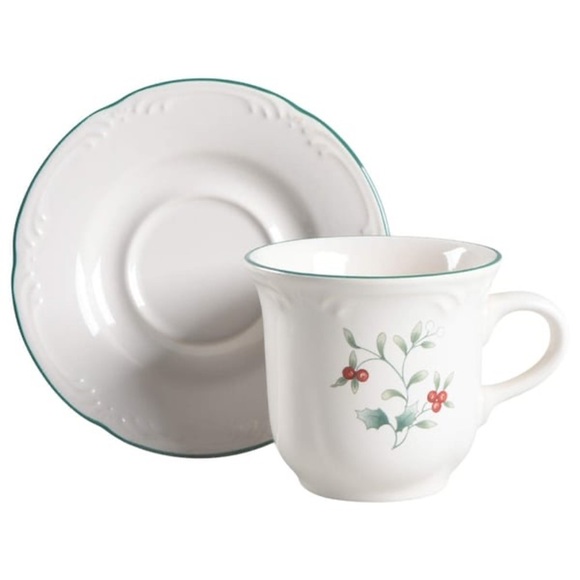 Pfaltzgraff Winterberry 10oz Coffee Cup with Flat Saucer Set of 8 - Picture 1 of 7